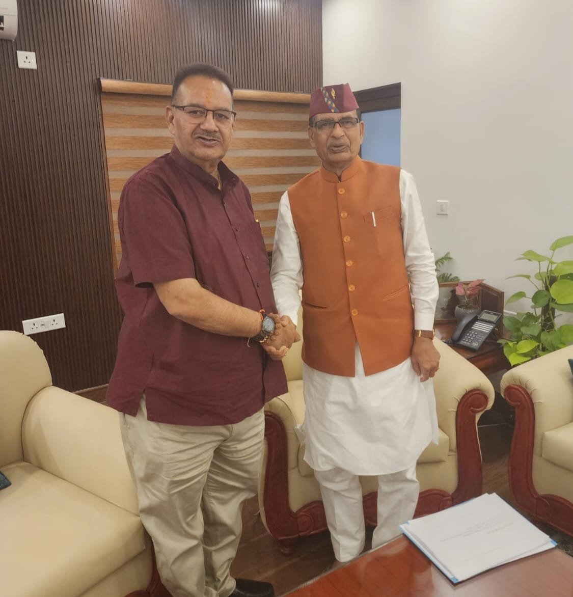 केंद्रीय कृषि मंत्री गणेश जोशी ने कृषि क्षेत्र को तकनीकी रूप से मजबूत बनाने पर दिया जोर