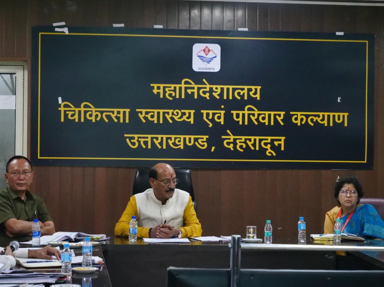 कैबिनेट मंत्री सुबोध उनियाल के निर्देश, सभी अस्पतालों में आयुष्मान योजना के डिस्प्ले बोर्ड लगें