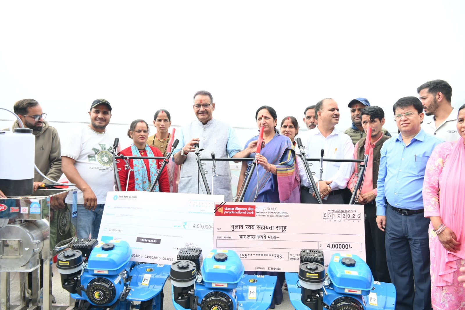 कृषि मंत्री गणेश जोशी ने सुवाखोली में कृषक रथ को हरी झंडी दिखाकर रवाना किया