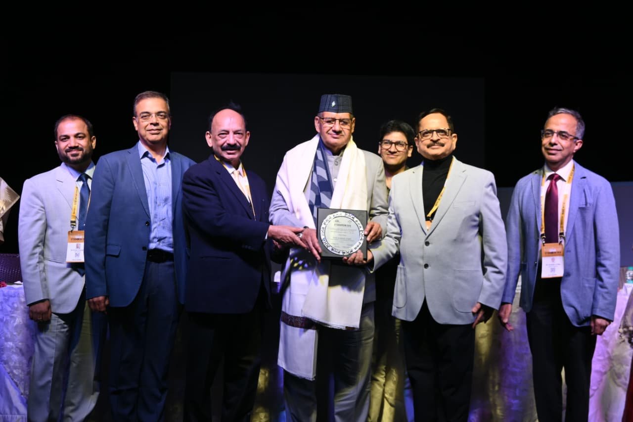 कैबिनेट मंत्री गणेश जोशी ने गरीब और जरूरतमंदों तक आधुनिक चिकित्सा सेवाओं का लाभ पहुंचाने की अपील की